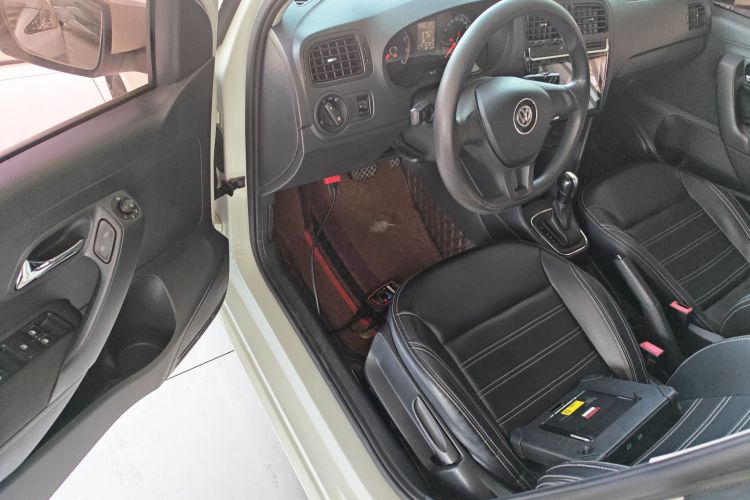 Volkswagen Polo 2018 imagem de carro #16