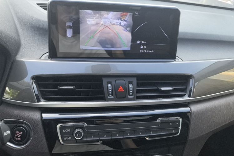 BMW X1 2019 car image #13
