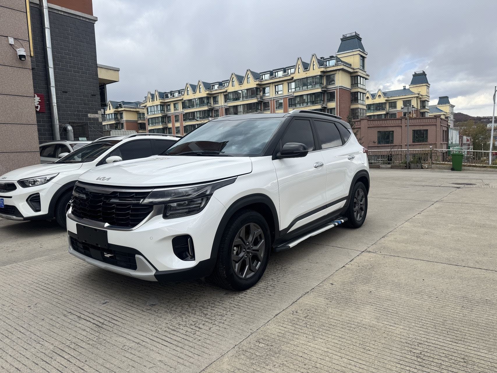 Kia Seltos 2023 Kia Seltos 2023 car image