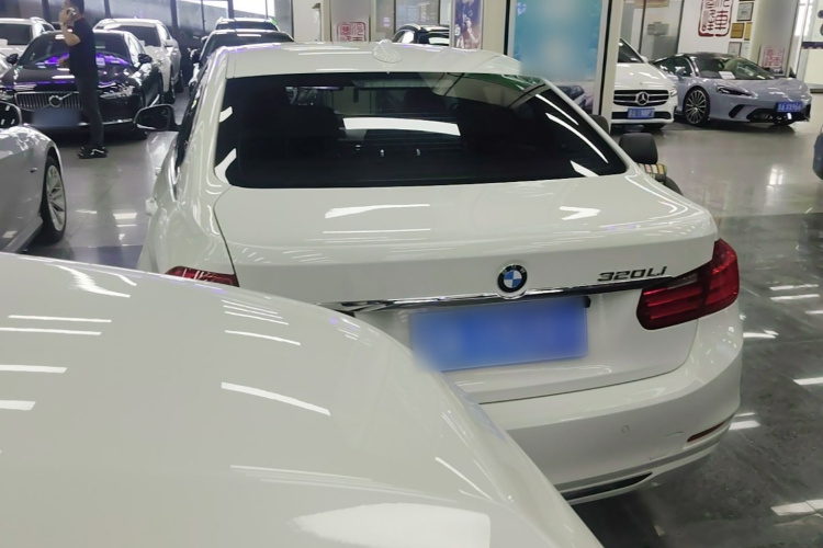 BMW 3 Series 2015 صورة سيارة #7