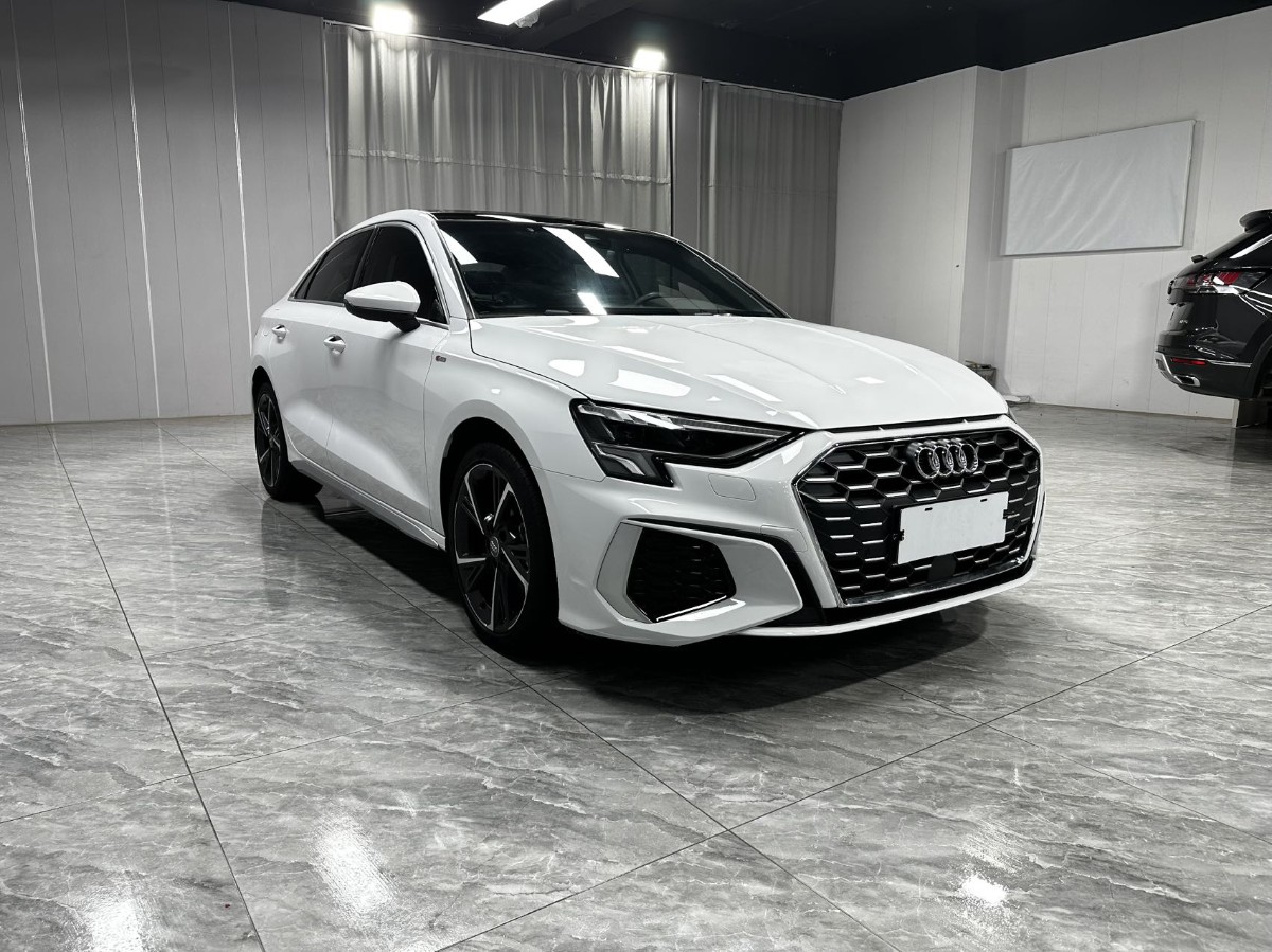 Audi A3 2022 car image #3