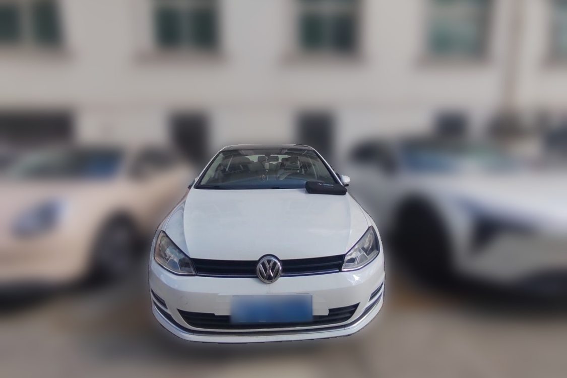 Volkswagen Golf 2015 car image #5