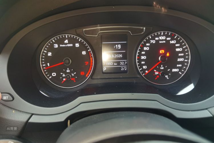 Audi Q3 2016 imagem de carro #14