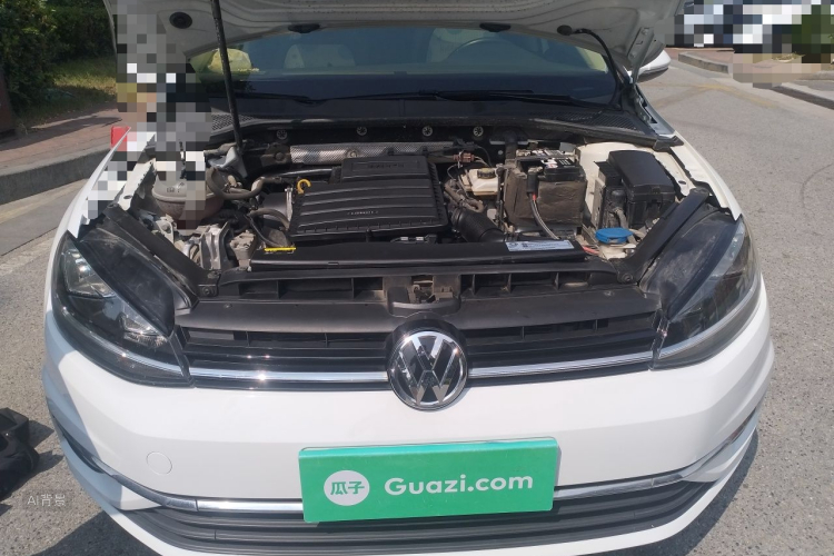Volkswagen Golf 2018 car image #22