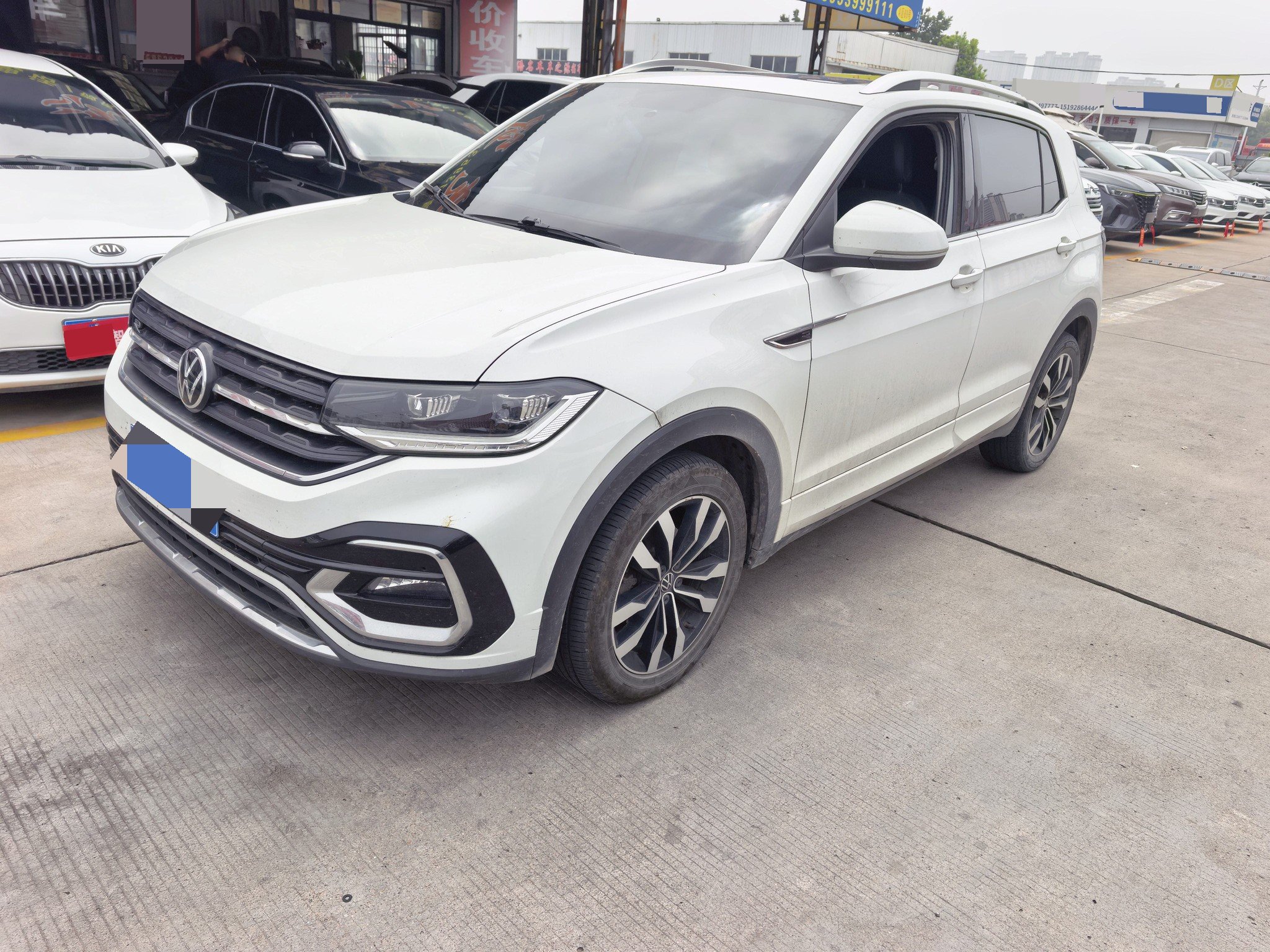 Volkswagen Tacqua 2020 car image 