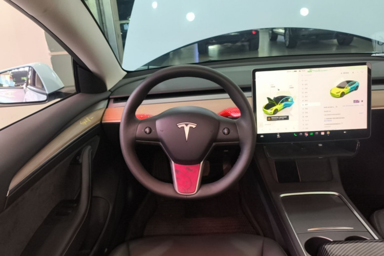 Tesla Model 3 2023 #11 Tesla Model 3 2023 car image #11