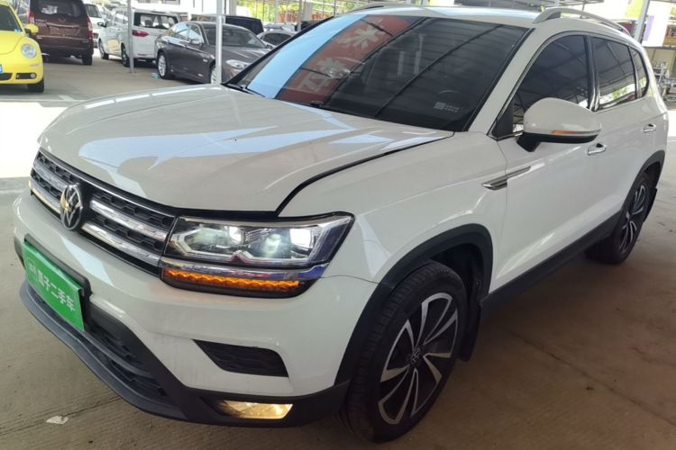 Volkswagen Tharu 2021 car image #2