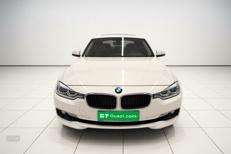 BMW 3 Series 2017 immagine di auto #3