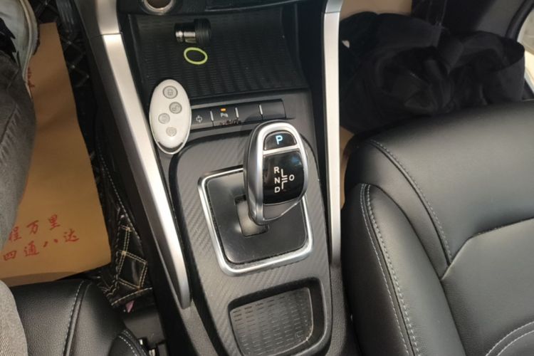 BYD Yuan New Energy 2019 #14 BYD Yuan New Energy 2019 car image #14