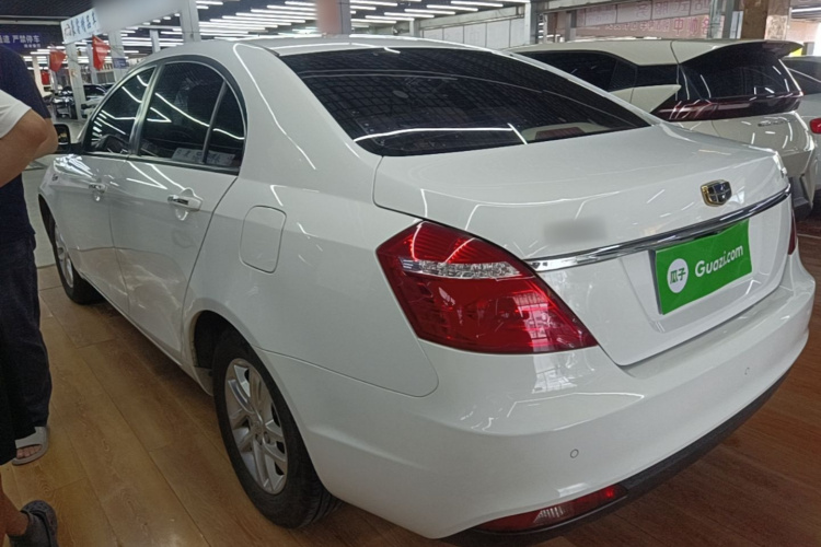 GEELY Emgrand 2017 car image #7