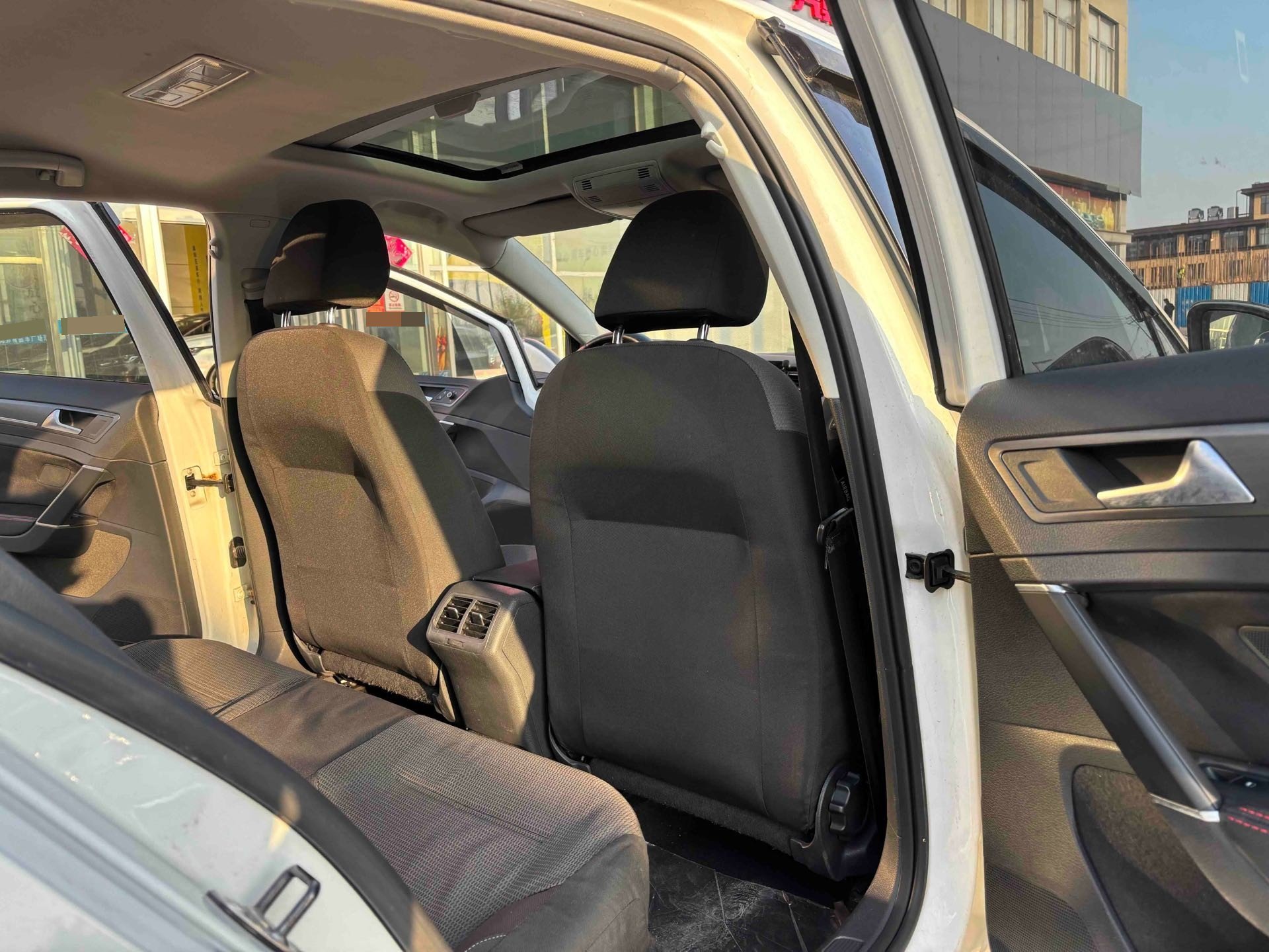 Volkswagen Golf 2014 immagine di auto #6