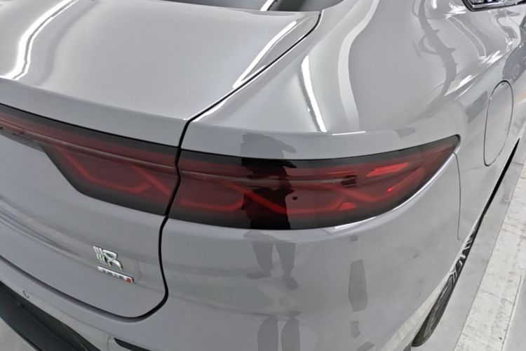 BYD Han 2025 car image #8
