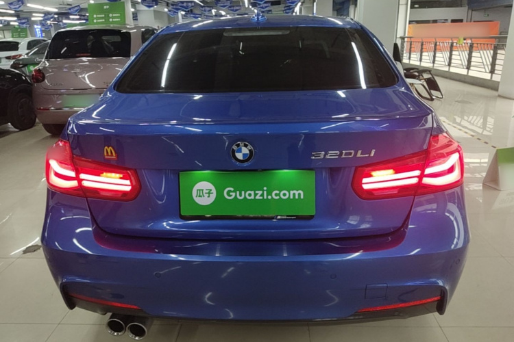 BMW 3 Series 2018 #6 BMW 3 Series 2018 car image #6