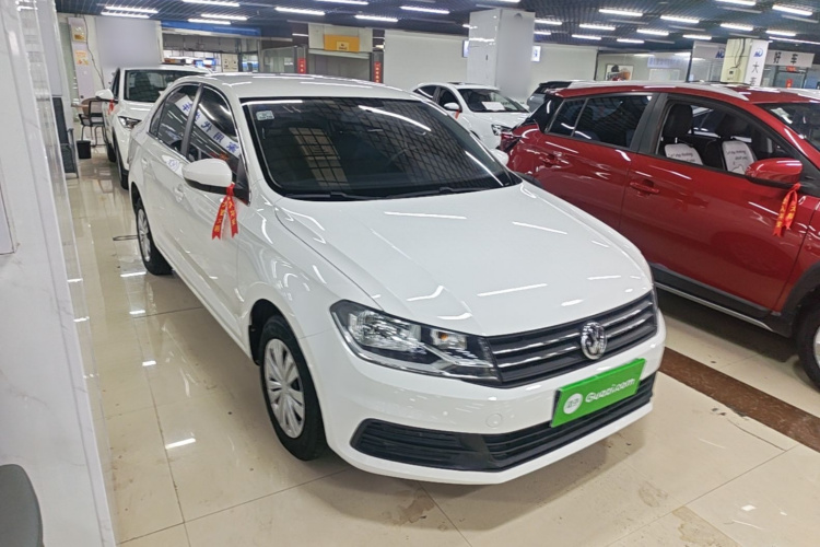 Volkswagen Santana 2018 car image #4