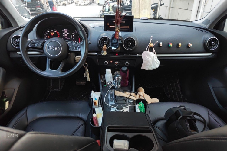 Audi A3 2019 car image #11