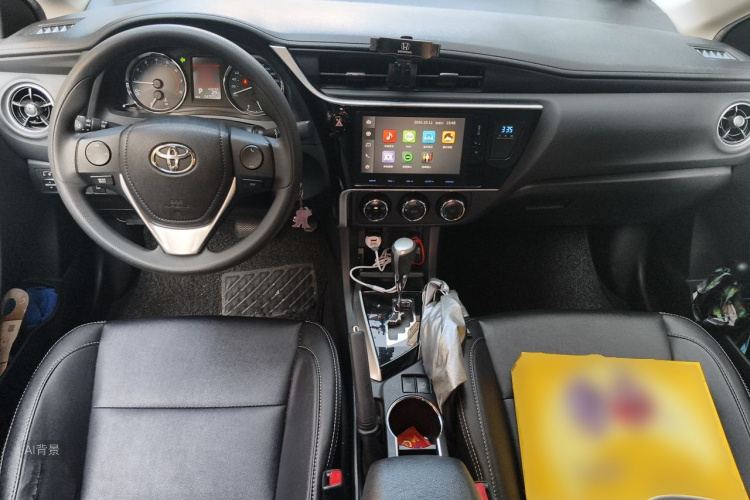 Toyota Corolla 2018 изображение автомобиля #11