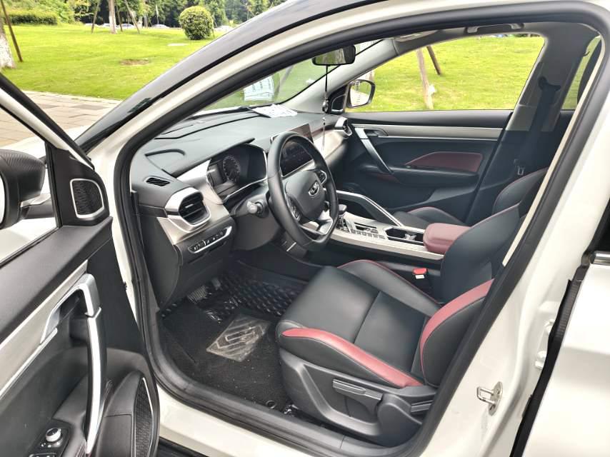2022 immagine di auto #8