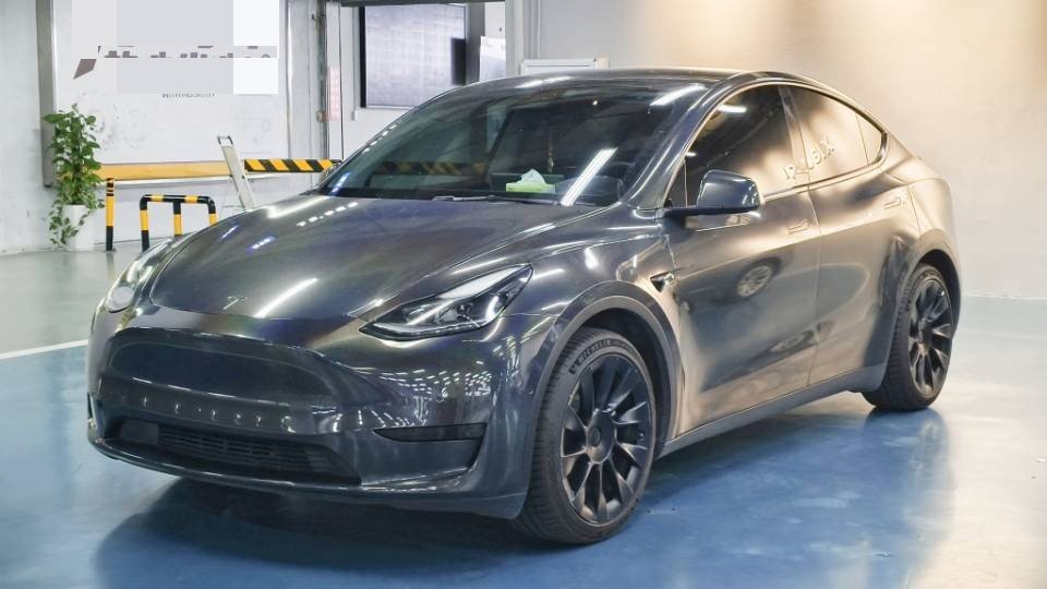 Tesla Model Y 2022 car image 