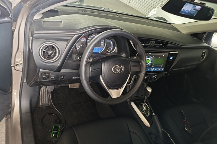 Toyota Corolla 2019 #11 Toyota Corolla 2019 car image #11