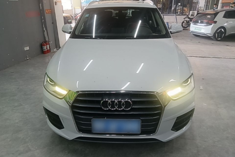 Audi Q3 2017 #3 Audi Q3 2017 car image #3