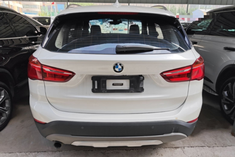BMW X1 2017 #4 BMW X1 2017 car image #4