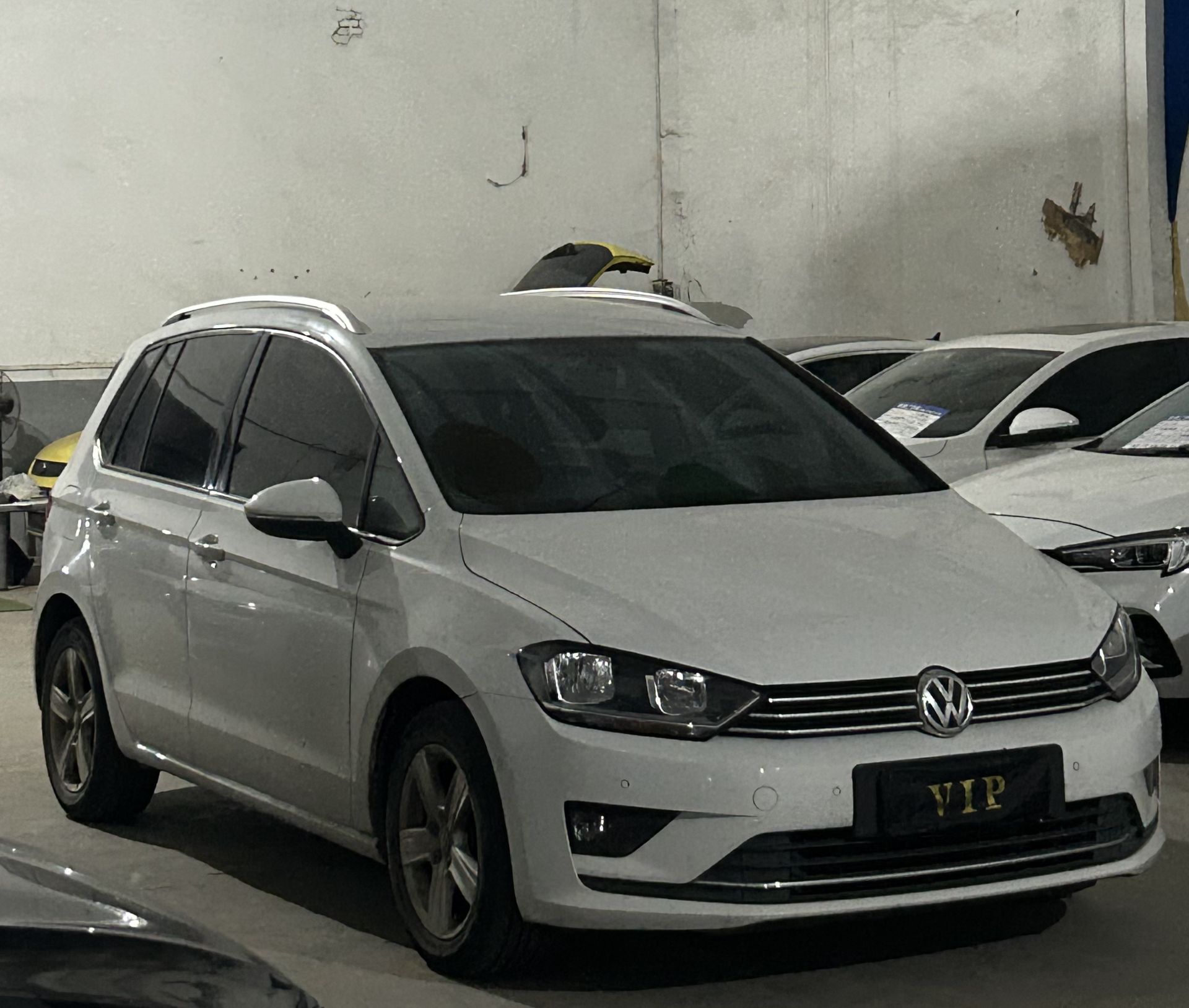 Volkswagen Golf Sportsvan 2018 #2 Volkswagen Golf Sportsvan 2018 car image #2