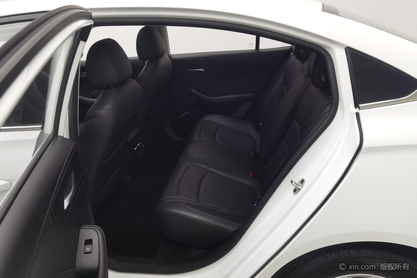 Roewe i5 2025 #16 Roewe i5 2025 car image #16