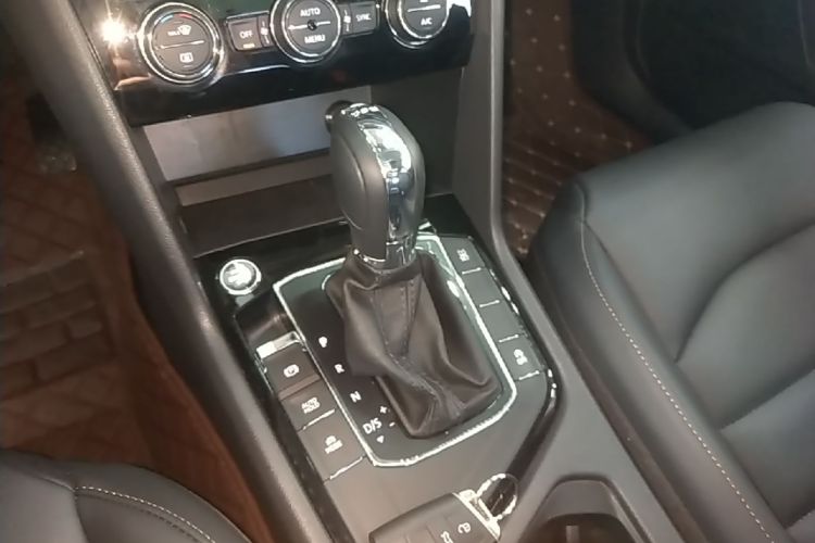 Volkswagen Tharu 2019 #14 Volkswagen Tharu 2019 car image #14