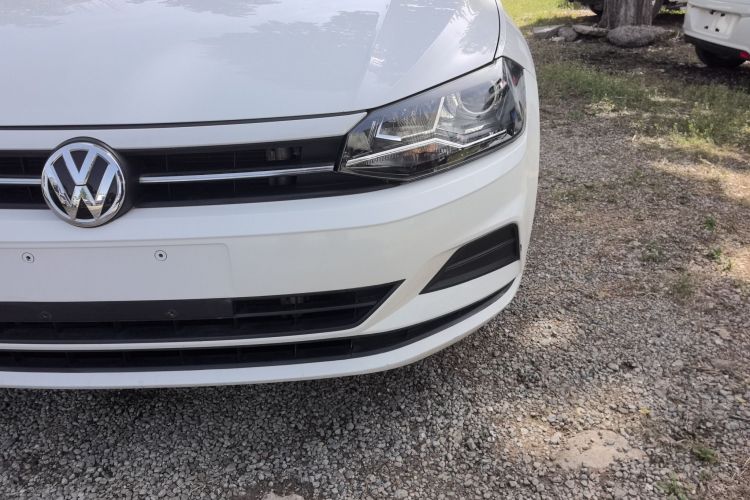 Volkswagen Polo 2020 car image #23