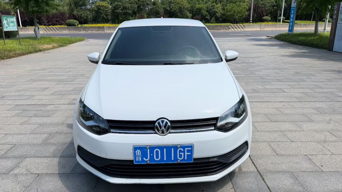 Volkswagen Polo 2017 Volkswagen Polo 2017 car image