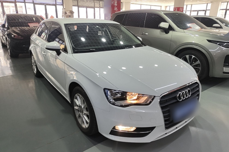 Audi A3 2017 car image #4