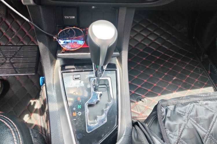Toyota Corolla 2019 #16 Toyota Corolla 2019 car image #16