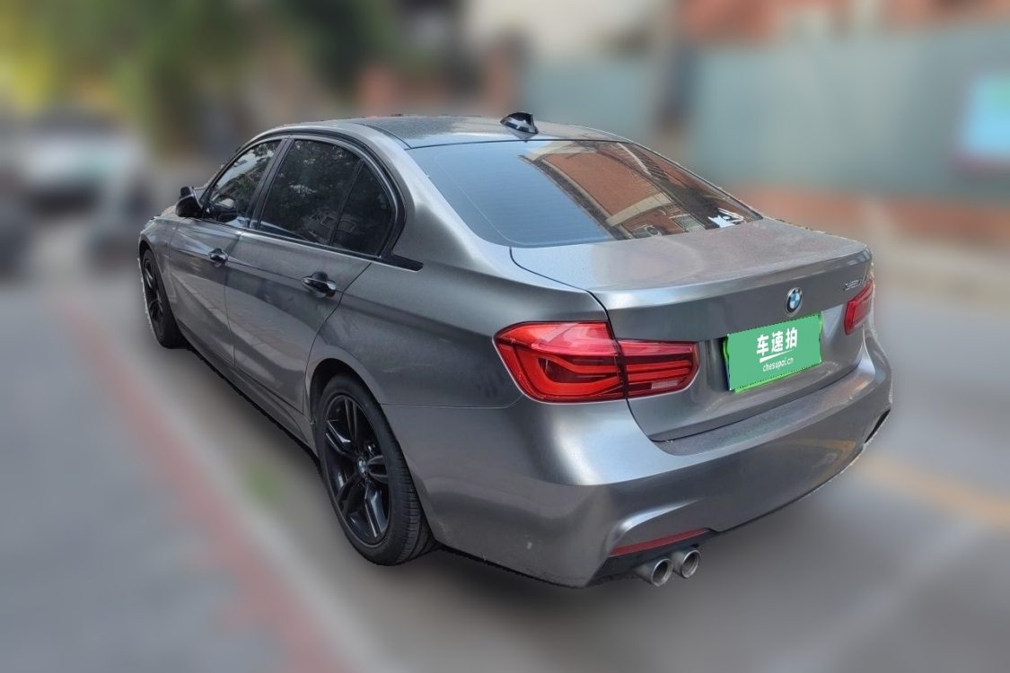 BMW 3 Series 2018 car image #3