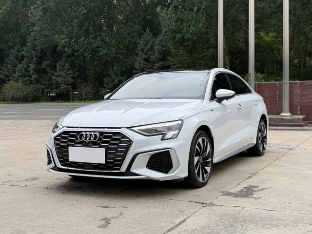 Audi A3 2023 car image #25