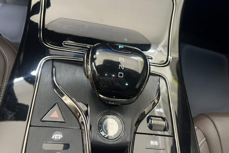 BYD Han 2021 car image #20
