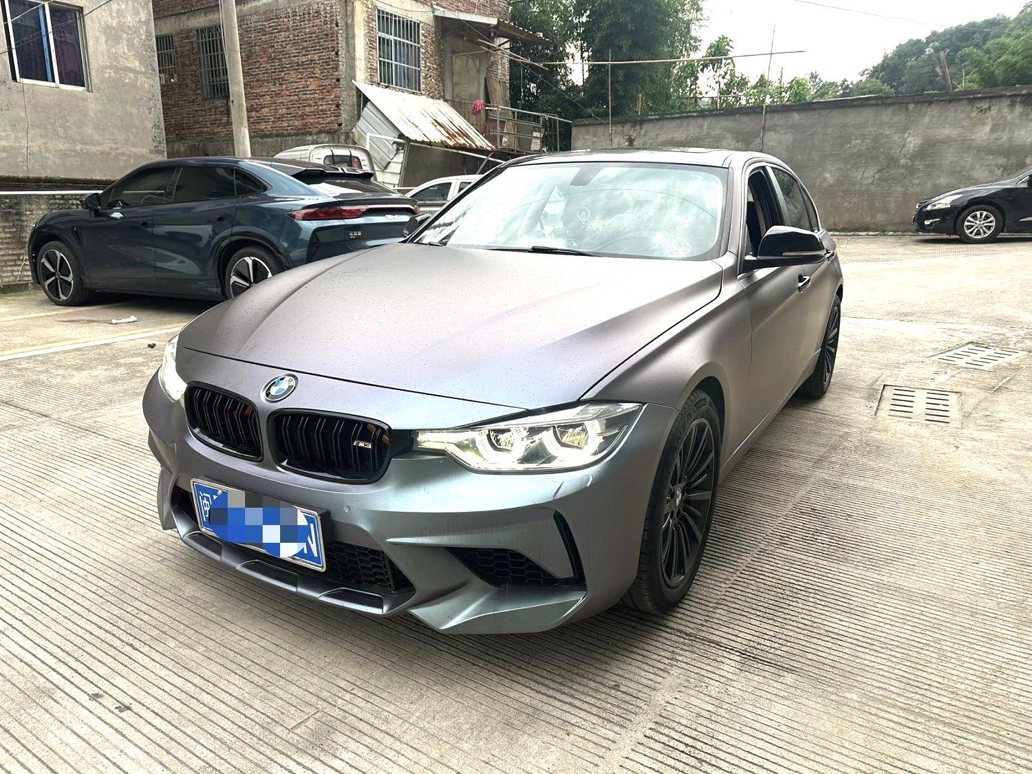 BMW 3 Series 2018 BMW 3 Series 2018 car image