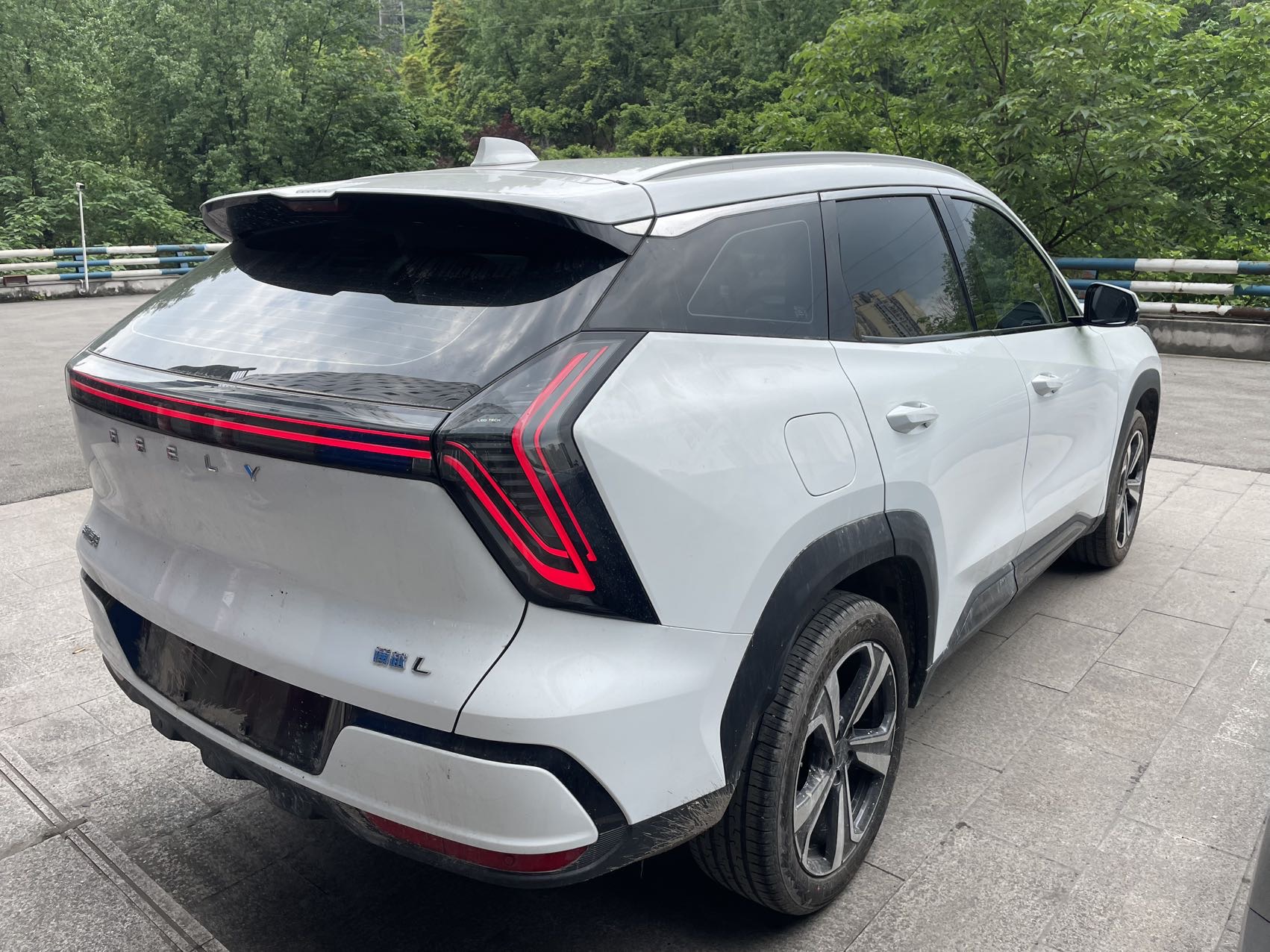 GEELY Boyue L 2026 imagen de coche #5