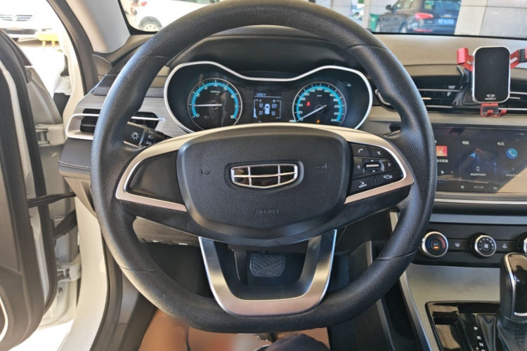GEELY Emgrand 2022 car image #11
