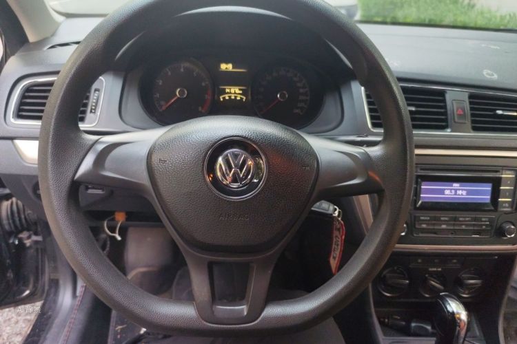 Volkswagen Lavida 2016 car image #12