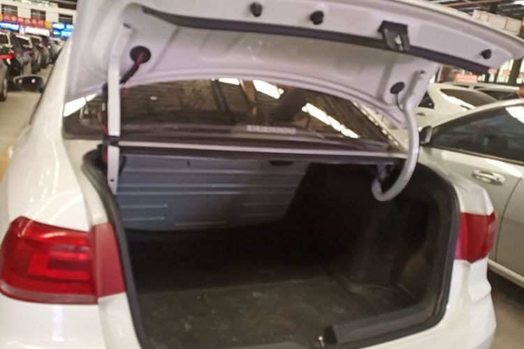 Volkswagen Santana 2017 #19 Volkswagen Santana 2017 car image #19