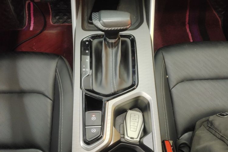GEELY Emgrand 2022 #14 GEELY Emgrand 2022 car image #14