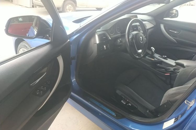 BMW 3 Series 2017 #16 BMW 3 Series 2017 car image #16