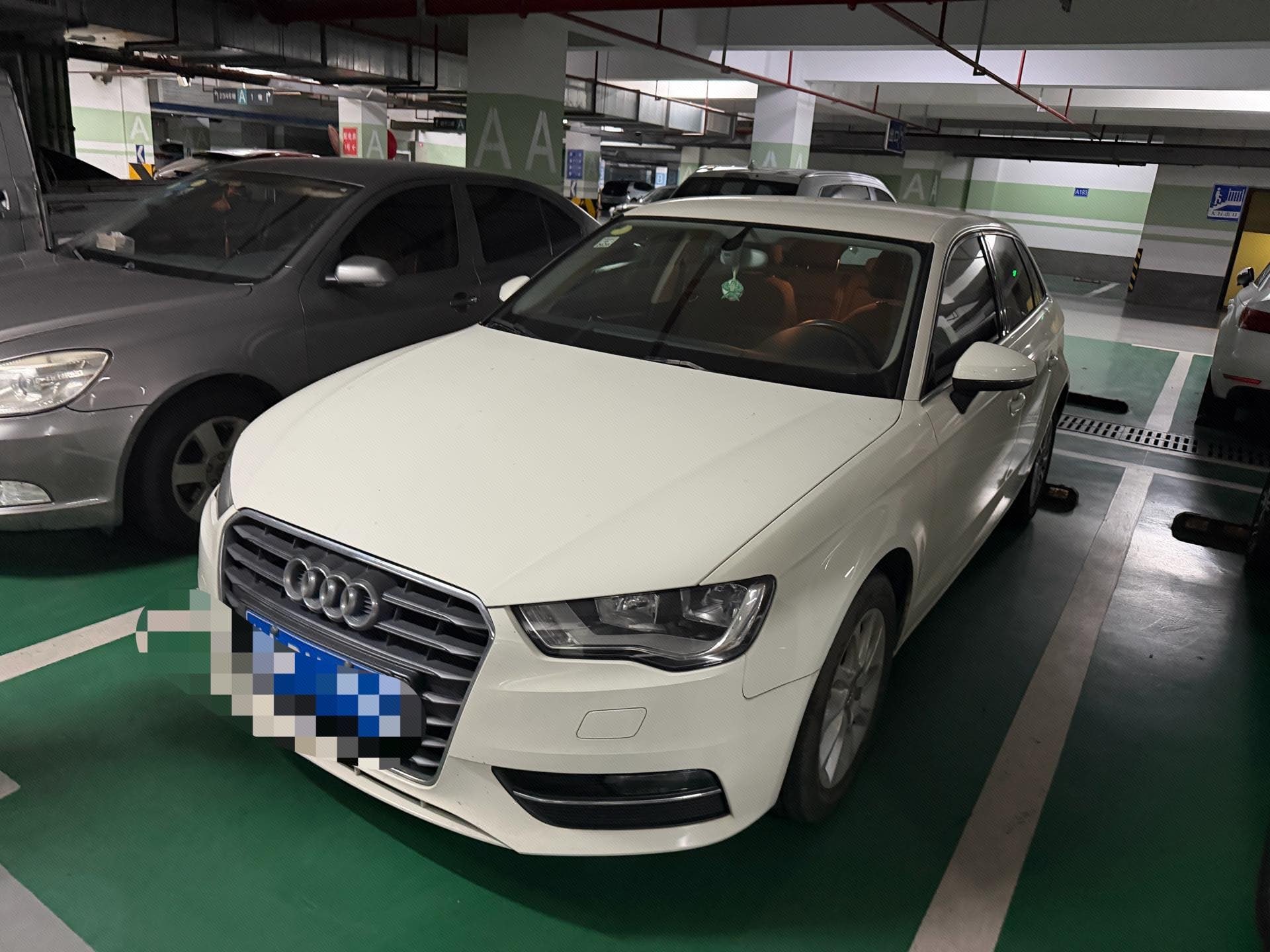 2014 2014 car image