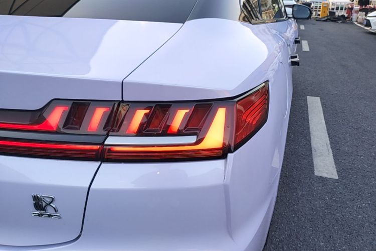 BYD Han 2021 car image #8