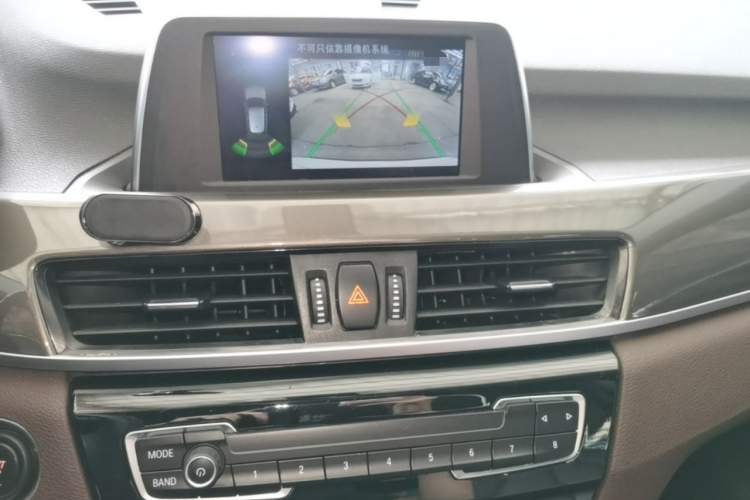 BMW X1 2019 car image #13