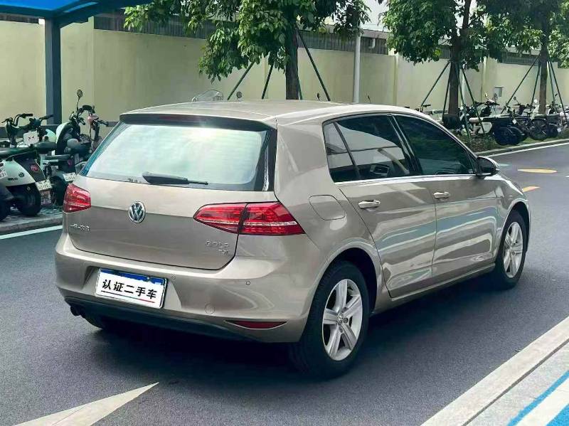 Volkswagen Golf 2014 immagine di auto #5