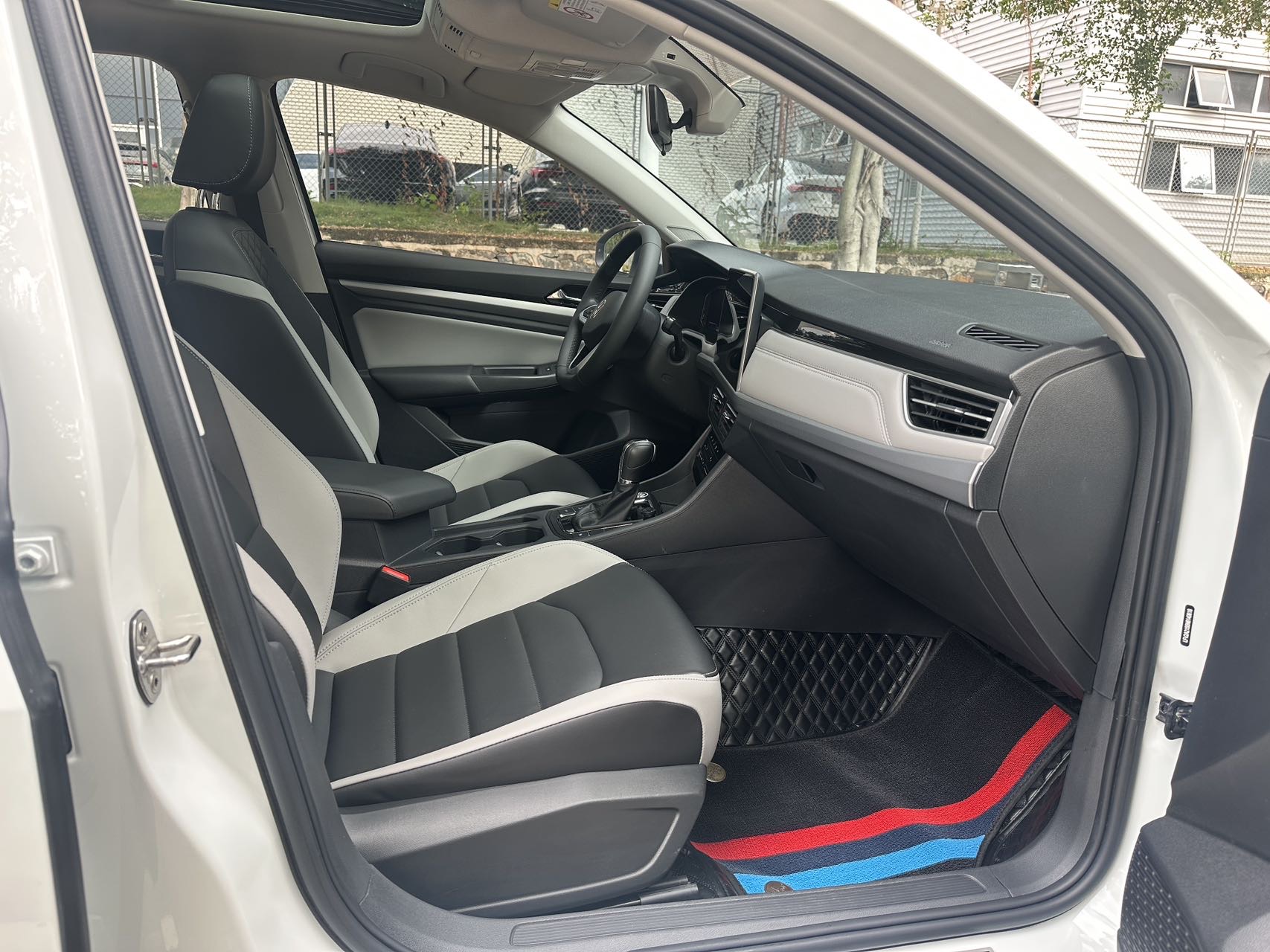 2023 #9 2023 immagine di auto #9