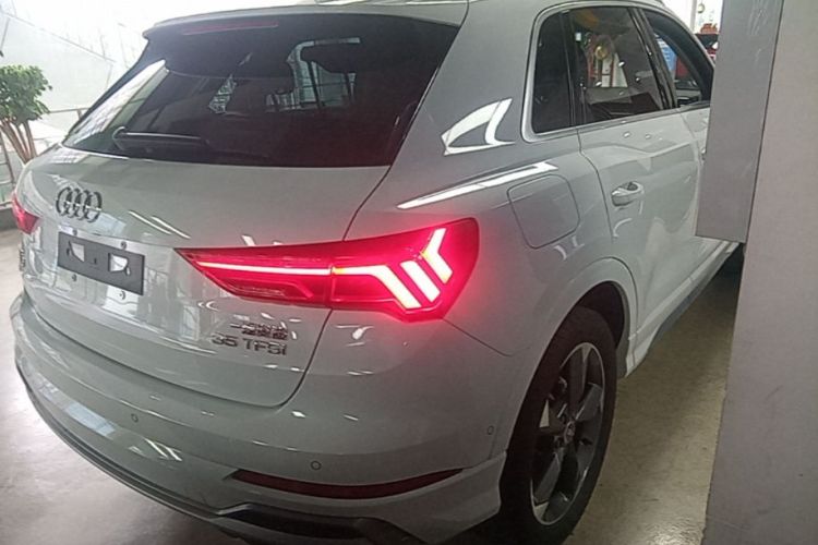 Audi Q3 2021 #5 Audi Q3 2021 car image #5