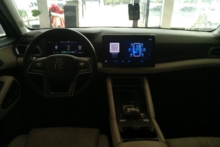 BYD YuanUP 2024 #11 BYD YuanUP 2024 car image #11