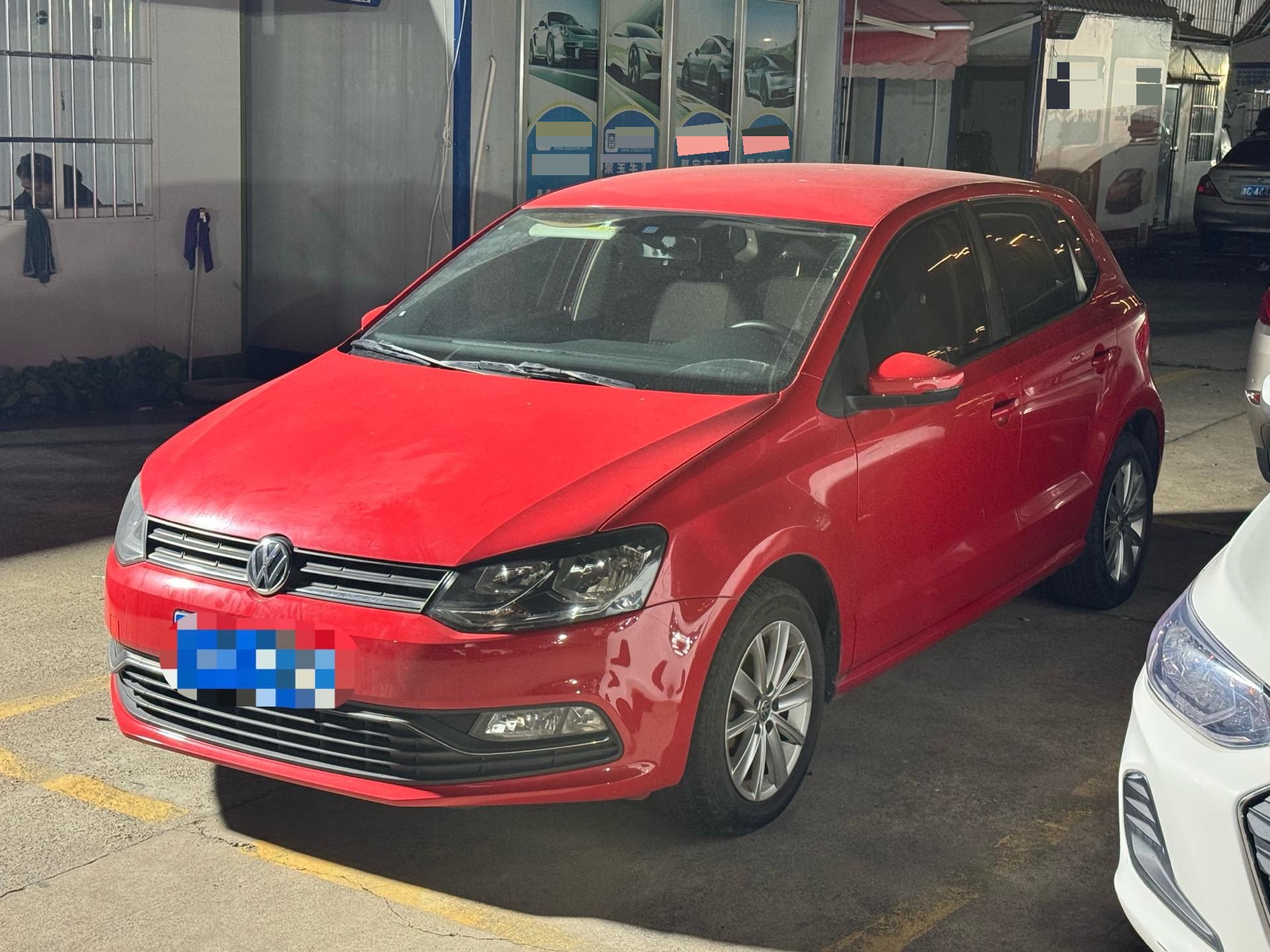 Volkswagen Polo 2015 immagine di auto 